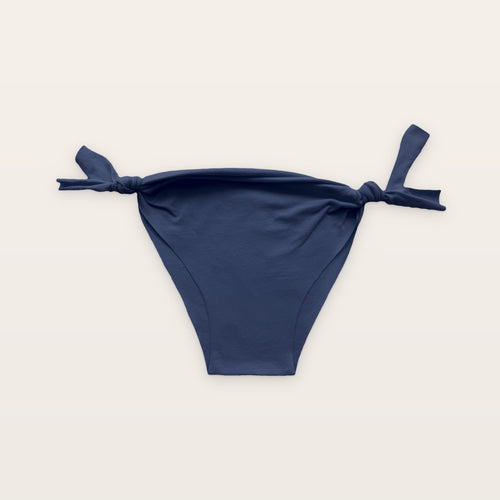 Bottom in Navy